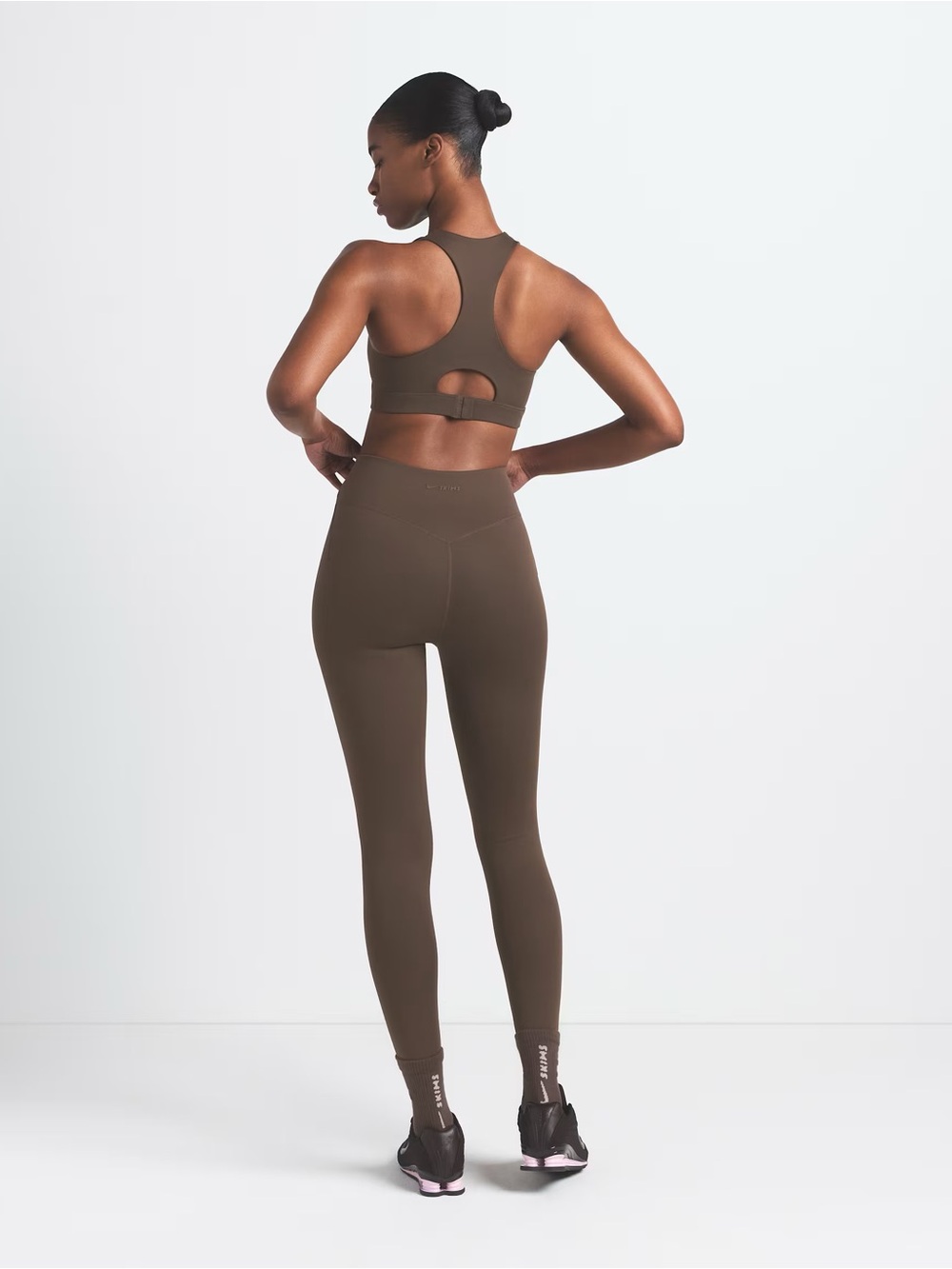 Nike x Skims Matte Women's High-Neck padded bra size 36dd dark sepia NWT - Picture 4 of 10
